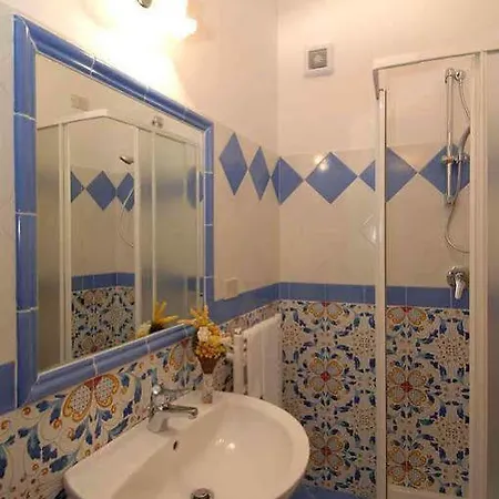 Affittacamere Casa Stella Marina 2*